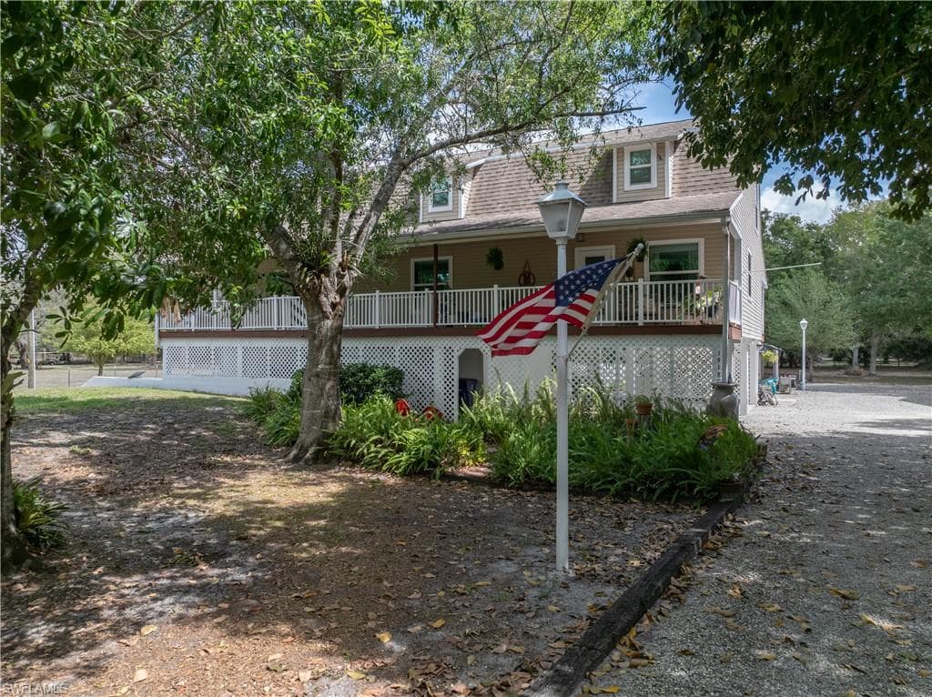 19180 Four Wheel DR NORTH FORT MYERS, FL 33917