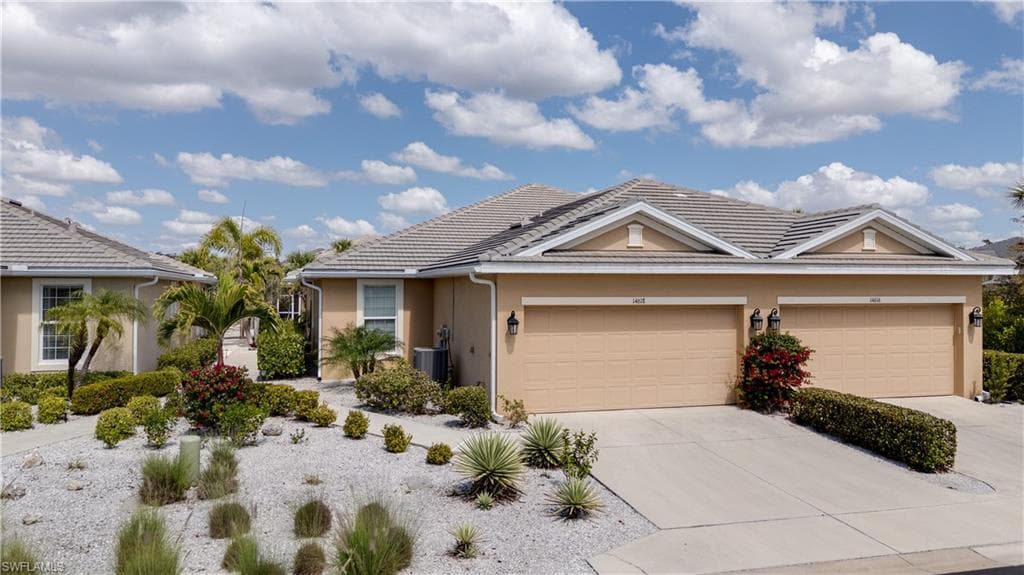 14618 Abaco Lakes DR FORT MYERS, FL 33908