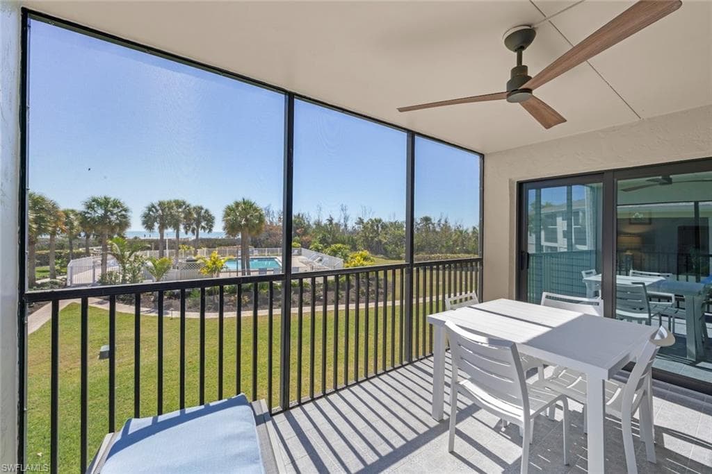 1919 Olde Middle Gulf DR 401 SANIBEL, FL 33957