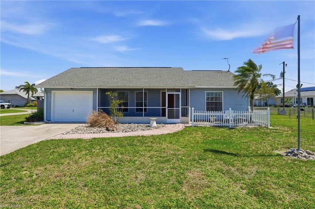 17179 Lee RD FORT MYERS, FL 33967