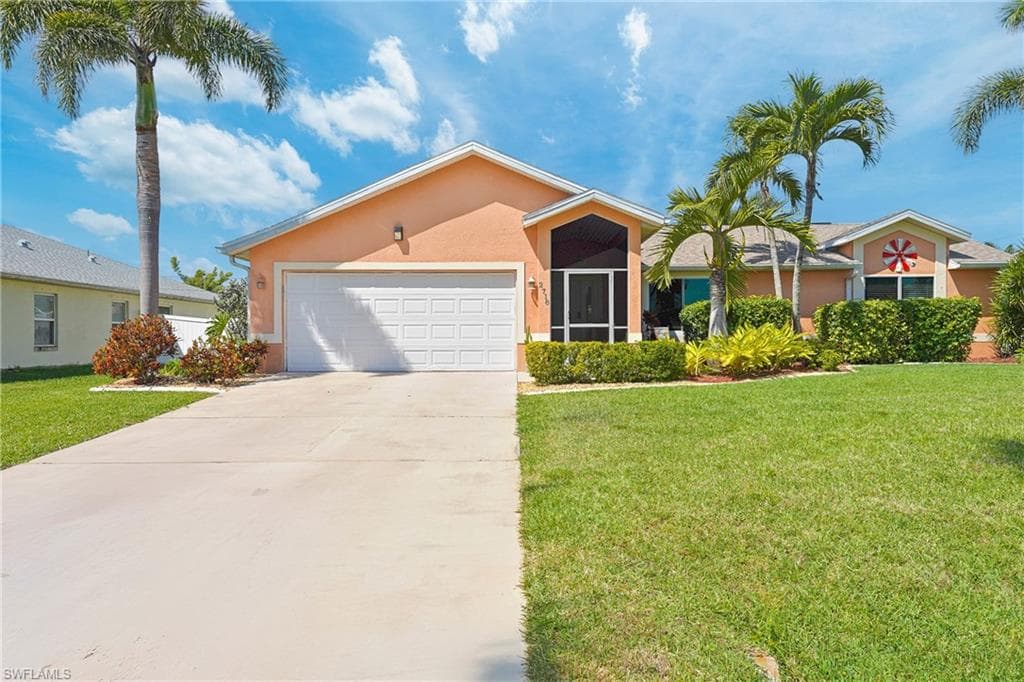 2718 SW 9th PL CAPE CORAL, FL 33914
