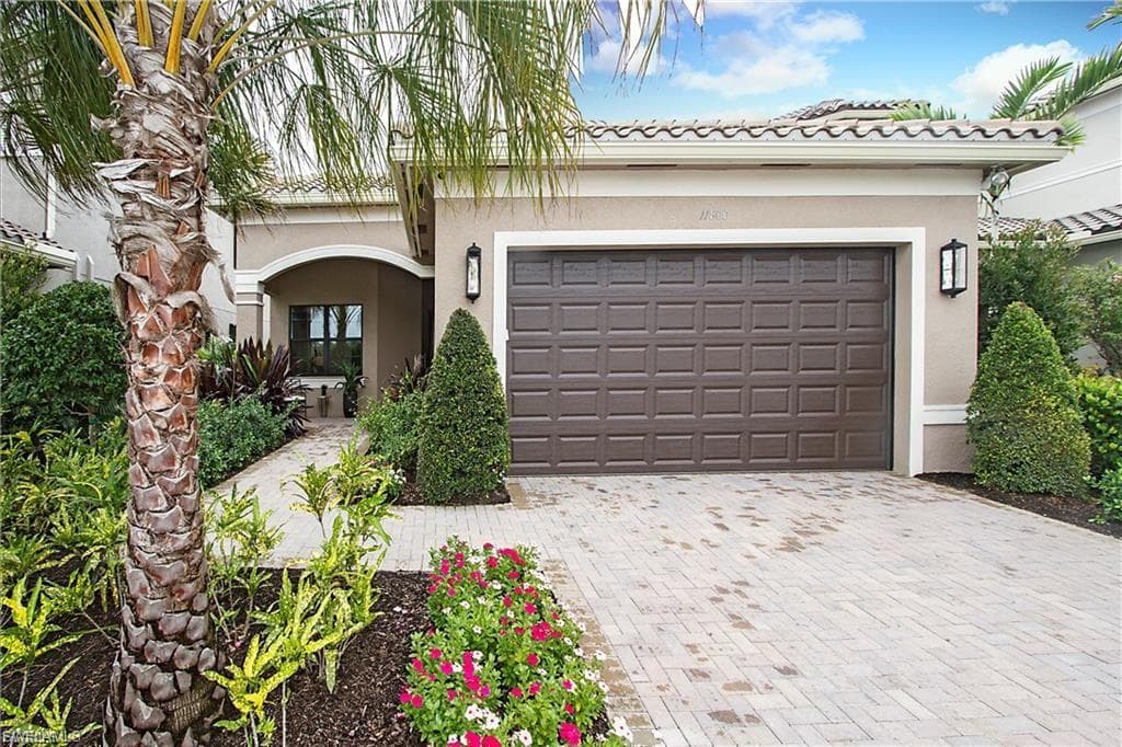 11800 Meadowrun CIR FORT MYERS, FL 33913