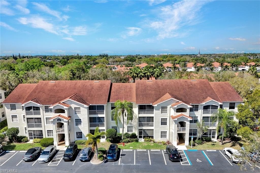 4625 Saint Croix LN 1118 NAPLES, FL 34109
