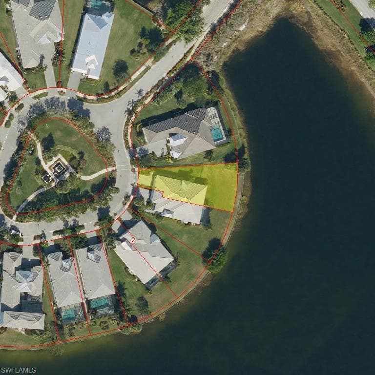5636 Barbuda LN NAPLES, FL 34113