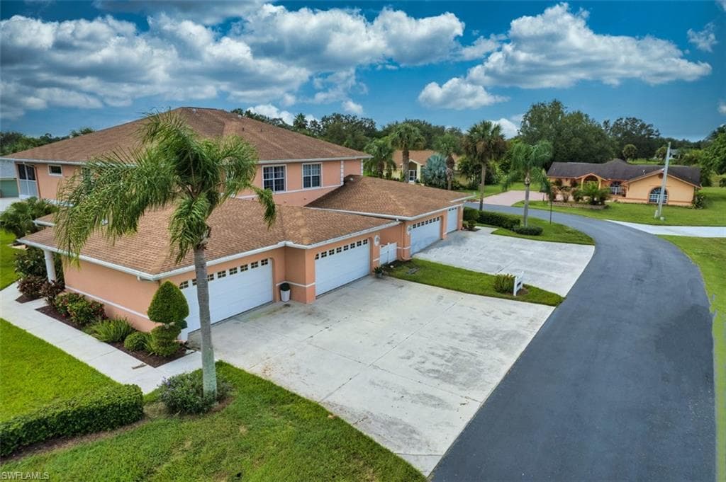 19914 Lake Vista CIR N Unit 1 LEHIGH ACRES, FL 33936