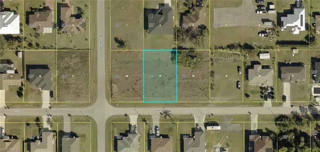 3812 10th ST W LEHIGH ACRES, FL 33971
