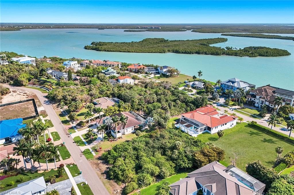 1080 Caxambas DR MARCO ISLAND, FL 34145