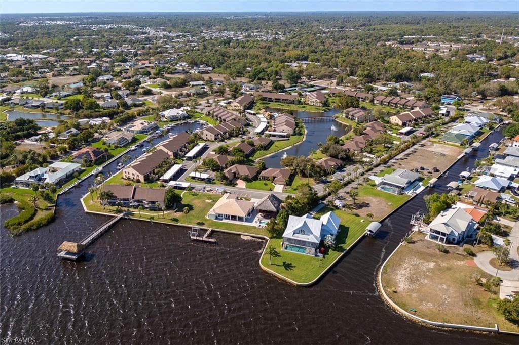 15448 Admiralty CIR 9 NORTH FORT MYERS, FL 33917