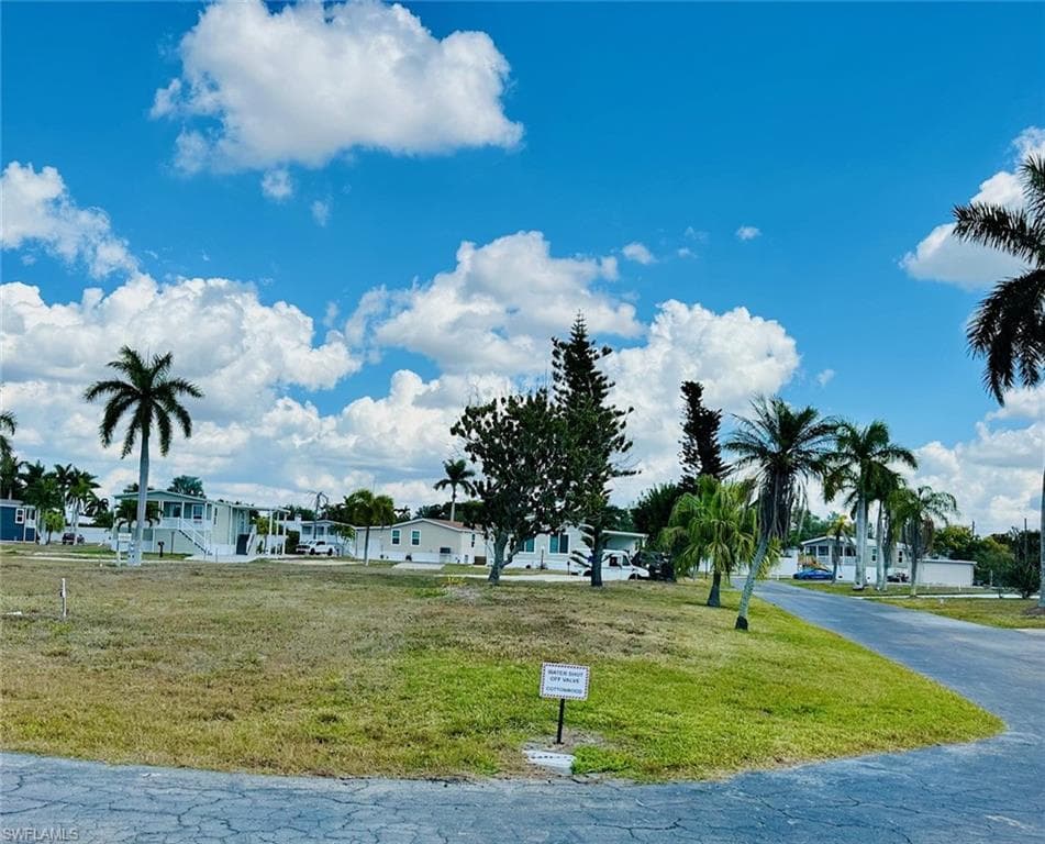 27 Cottonwood DR FORT MYERS, FL 33908
