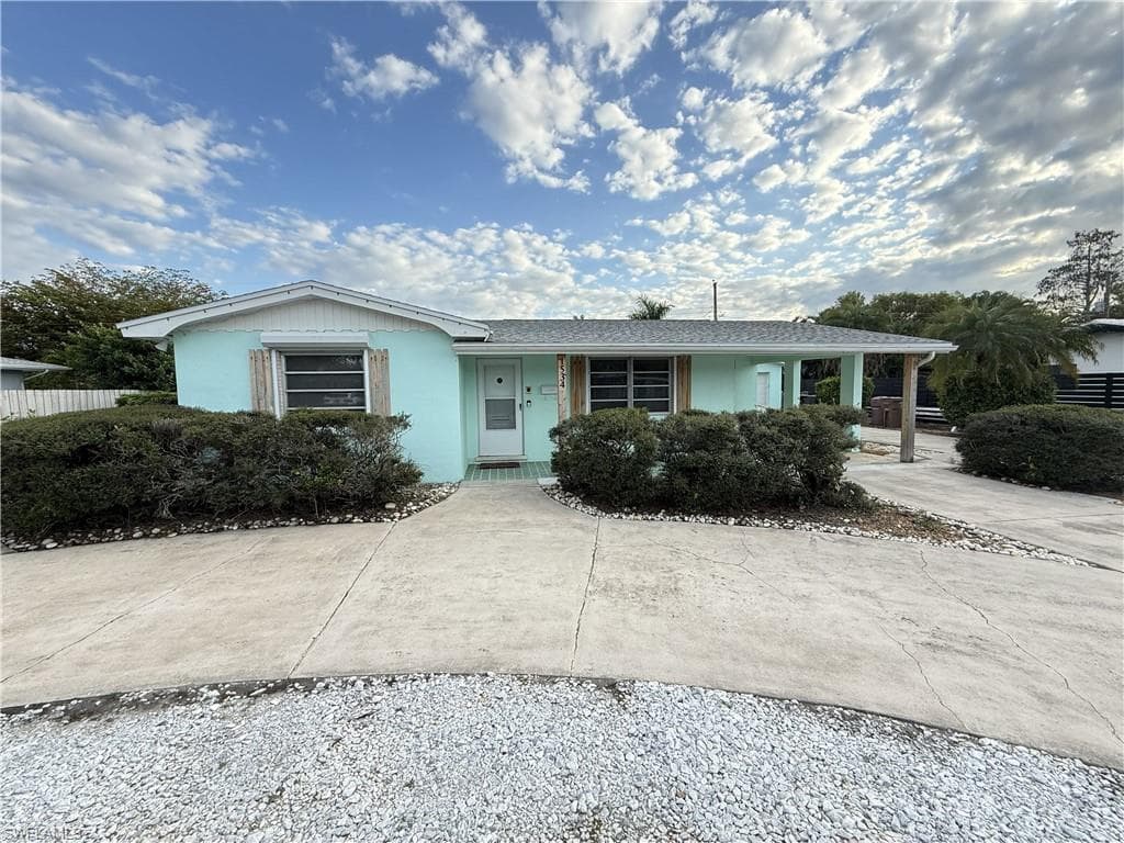 1534 Ricardo AVE FORT MYERS, FL 33901