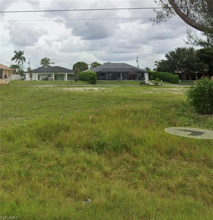 1207 SW 8th CT CAPE CORAL, FL 33991
