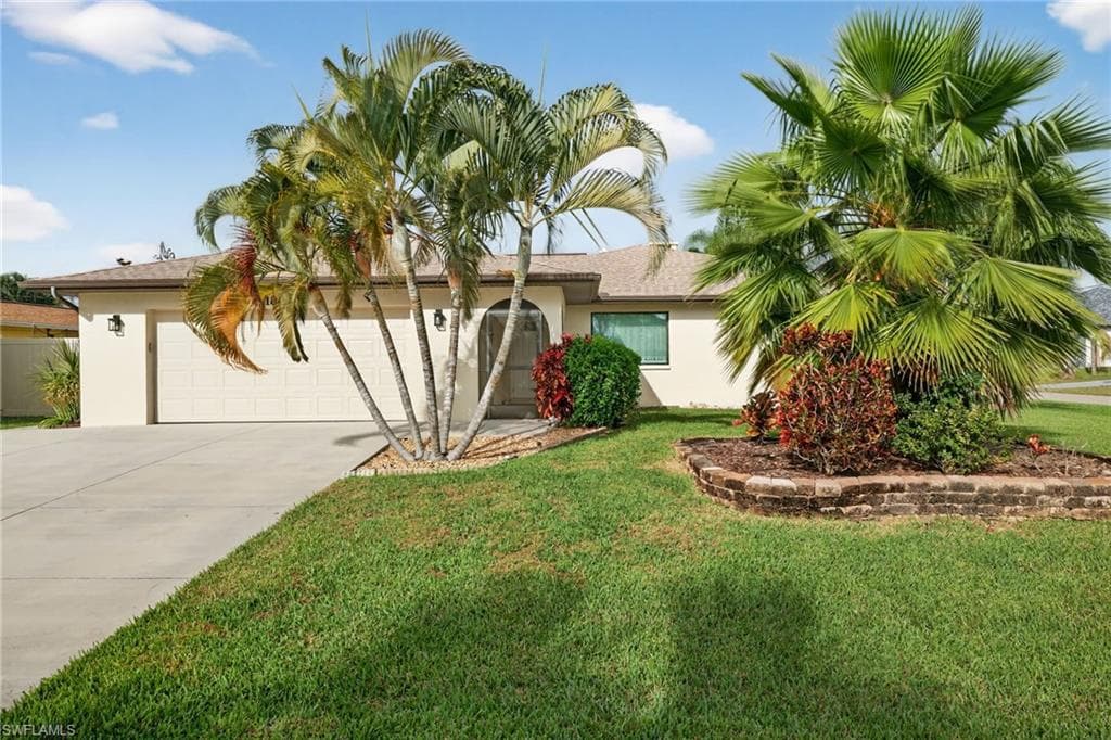 1802 SE 11th PL CAPE CORAL, FL 33990