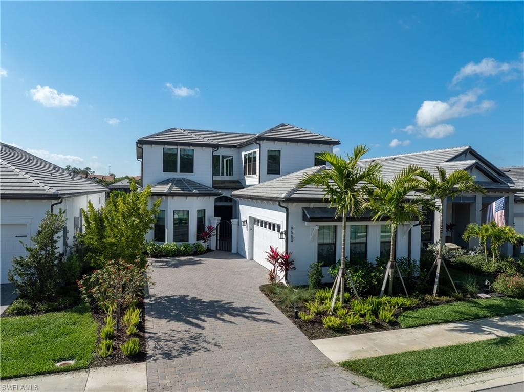 9560 Caymas TER NAPLES, FL 34114