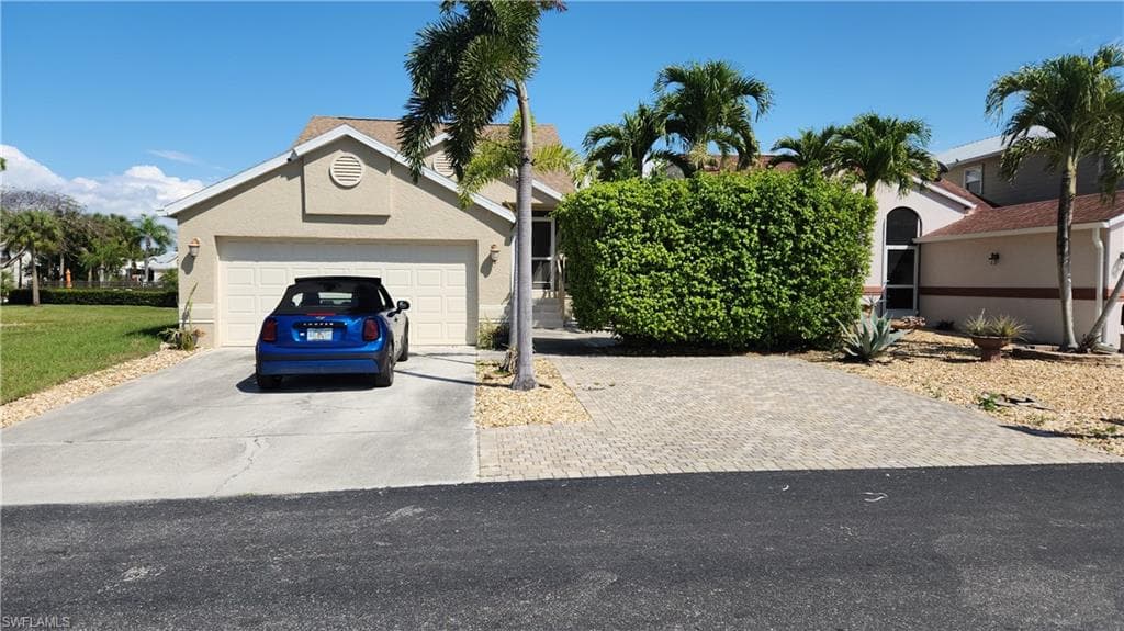 6118 Montego Bay LOOP FORT MYERS, FL 33908