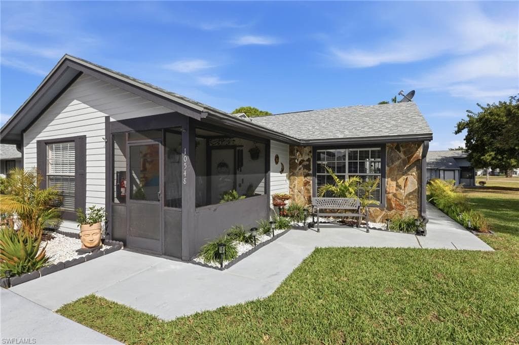 10548 Quincy CT LEHIGH ACRES, FL 33936