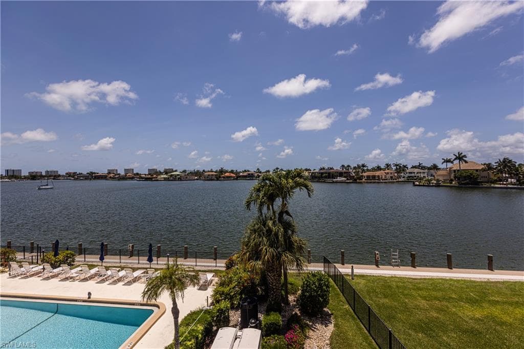 838 Elkcam CIR 307 MARCO ISLAND, FL 34145