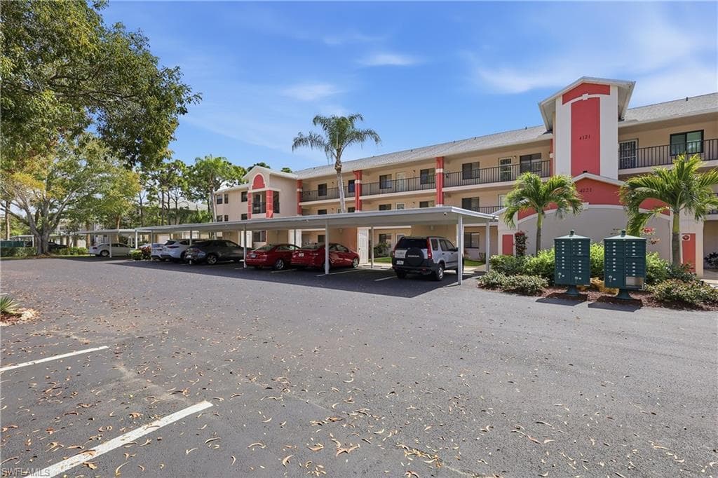 4121 Lorene DR 103 ESTERO, FL 33928