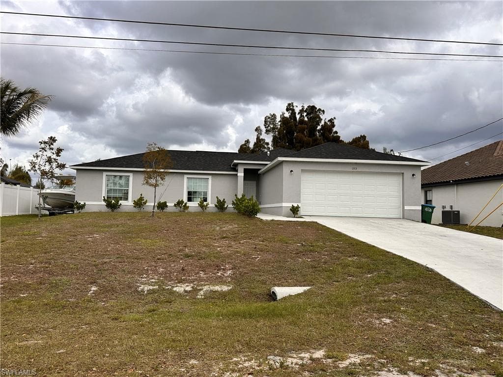 1313 NE 3rd TER CAPE CORAL, FL 33909