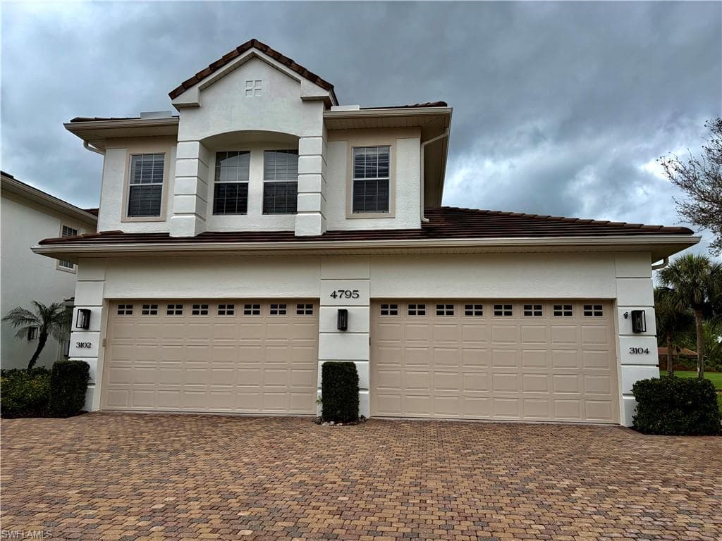 4795 Alberton CT 3104 NAPLES, FL 34105