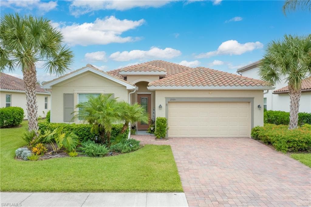 2105 Clementine ST NAPLES, FL 34120