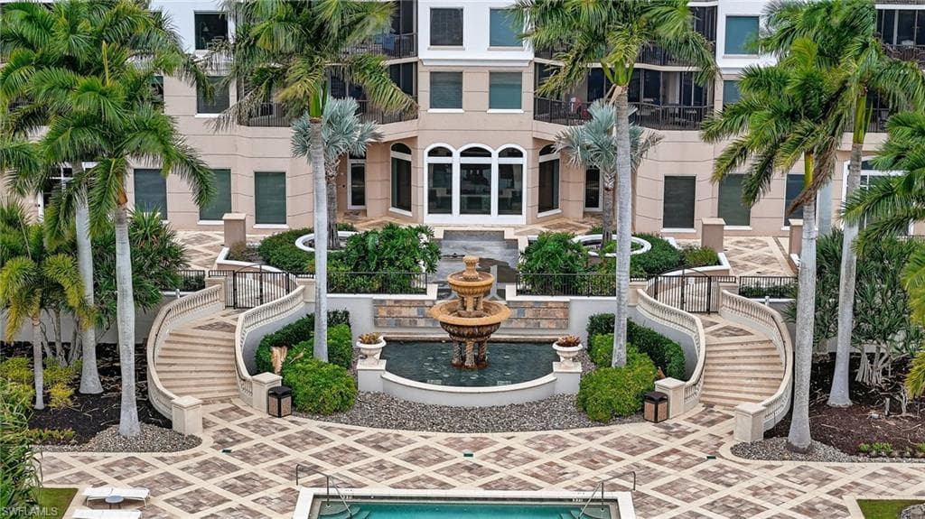 1060 Borghese LN 702 NAPLES, FL 34114