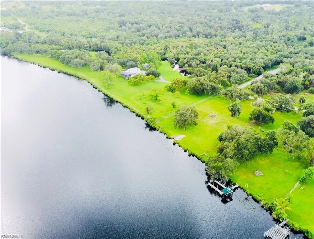 20020 Cypress Creek RD ALVA, FL 33920