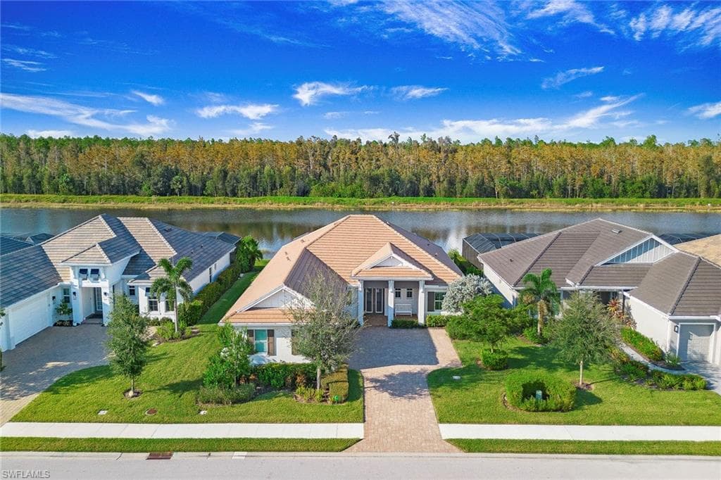 14404 Neptune AVE NAPLES, FL 34114