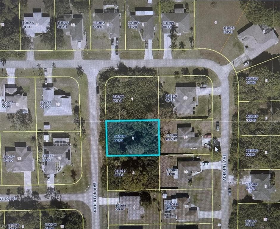916 Atherton AVE LEHIGH ACRES, FL 33971