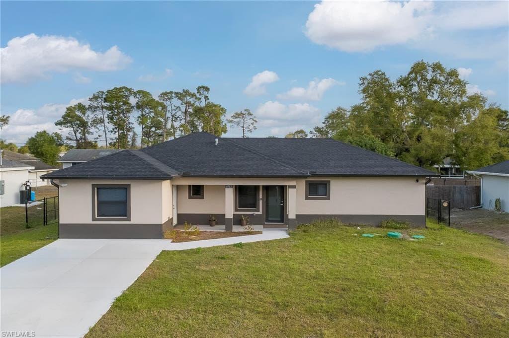 4712 3rd ST W LEHIGH ACRES, FL 33971