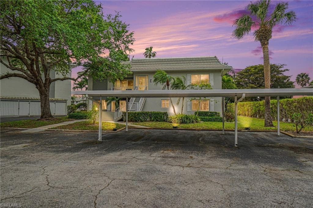 215 Cypress WAY E E2 NAPLES, FL 34110