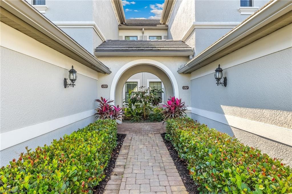 12058 Covent Garden CT 1203 NAPLES, FL 34120