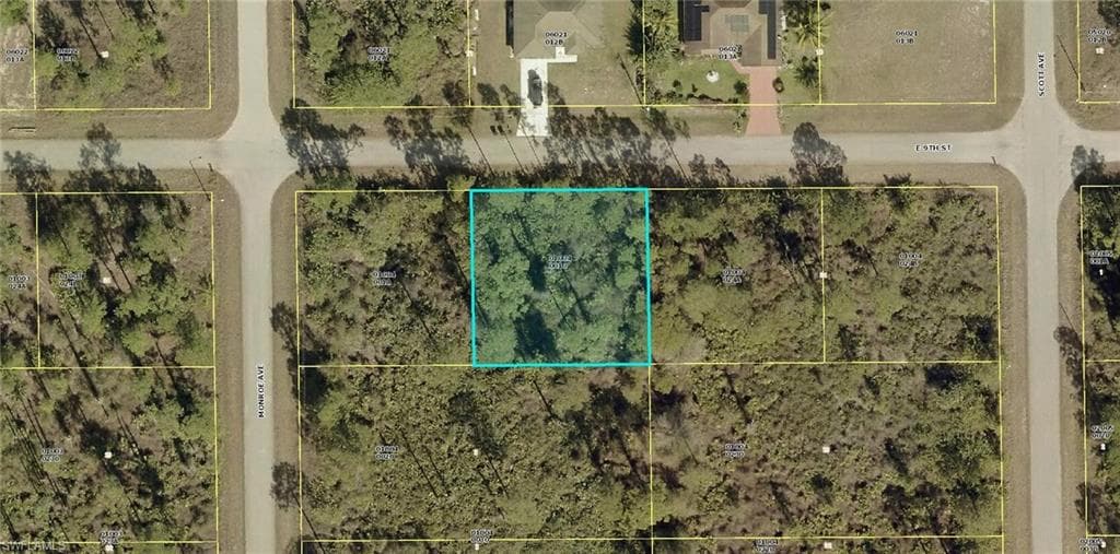 3802 E 9th ST LEHIGH ACRES, FL 33972