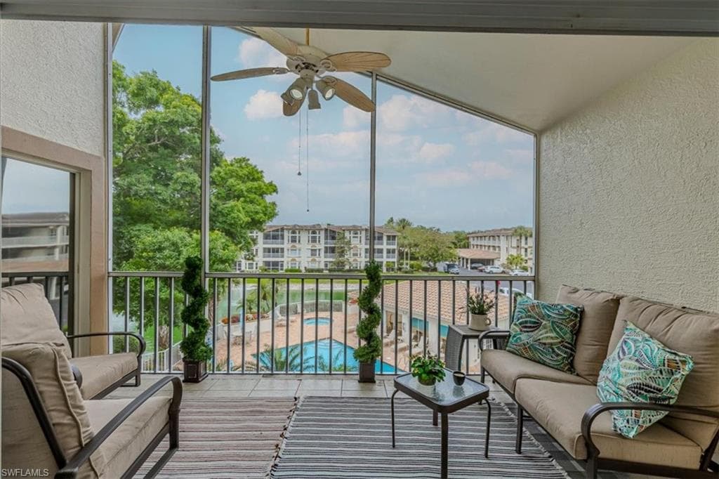 6010 Chardonnay LN 303 NAPLES, FL 34119
