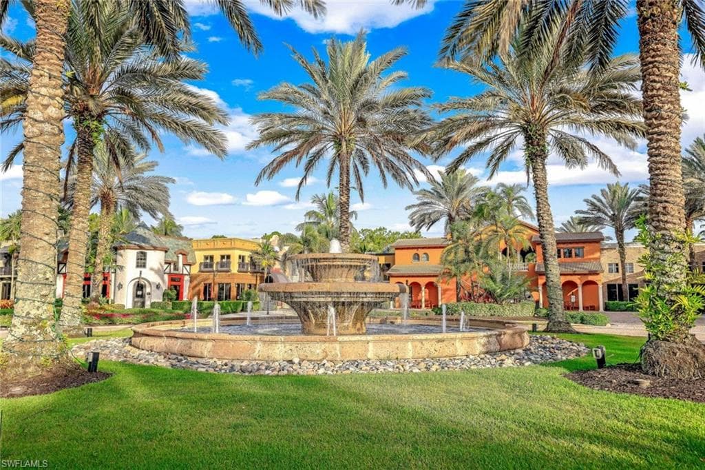 9115 CAPISTRANO ST S 8207 NAPLES, FL 34113