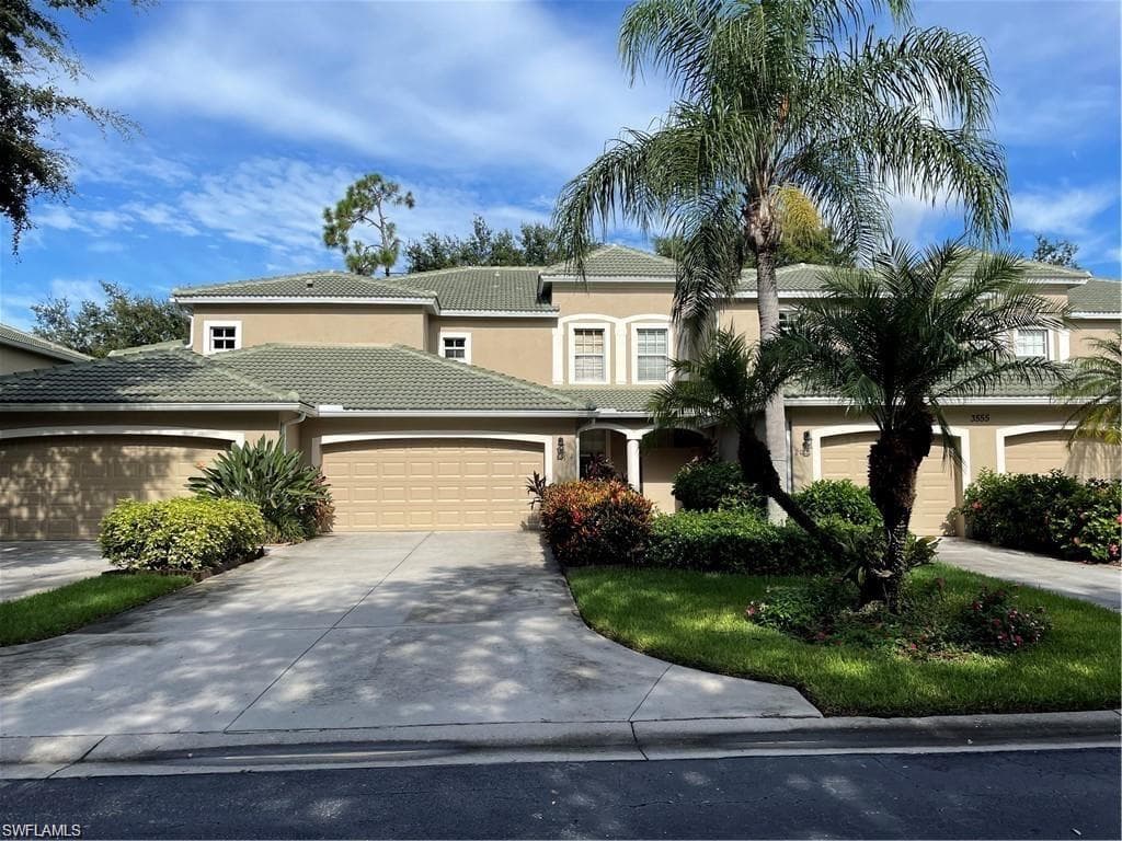 3555 Laurel Greens LN N 202 NAPLES, FL 34119