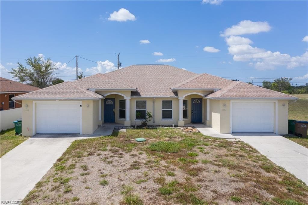 1118 Diplomat PKWY E CAPE CORAL, FL 33909