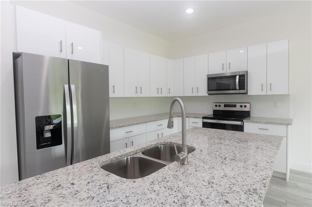 2009 Inglewood CIR LABELLE, FL 33935