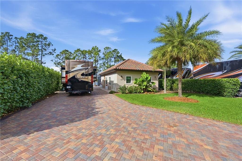 13803 Golden Palms CIR FORT MYERS, FL 33913