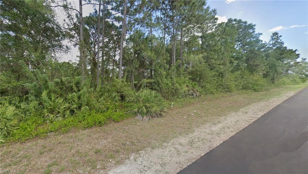 227 Victoria AVE S LEHIGH ACRES, FL 33974