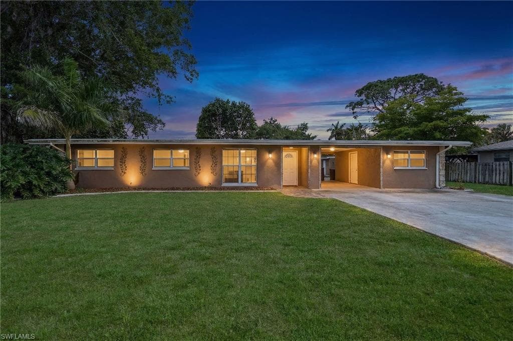 2436 Ephraim AVE FORT MYERS, FL 33907
