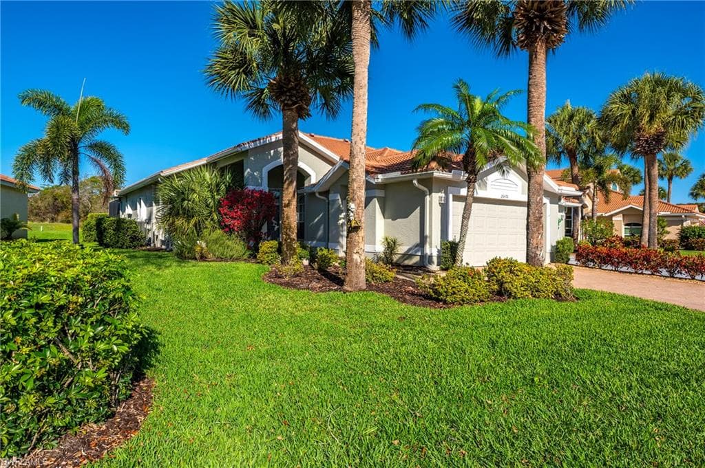 26476 Clarkston DR BONITA SPRINGS, FL 34135