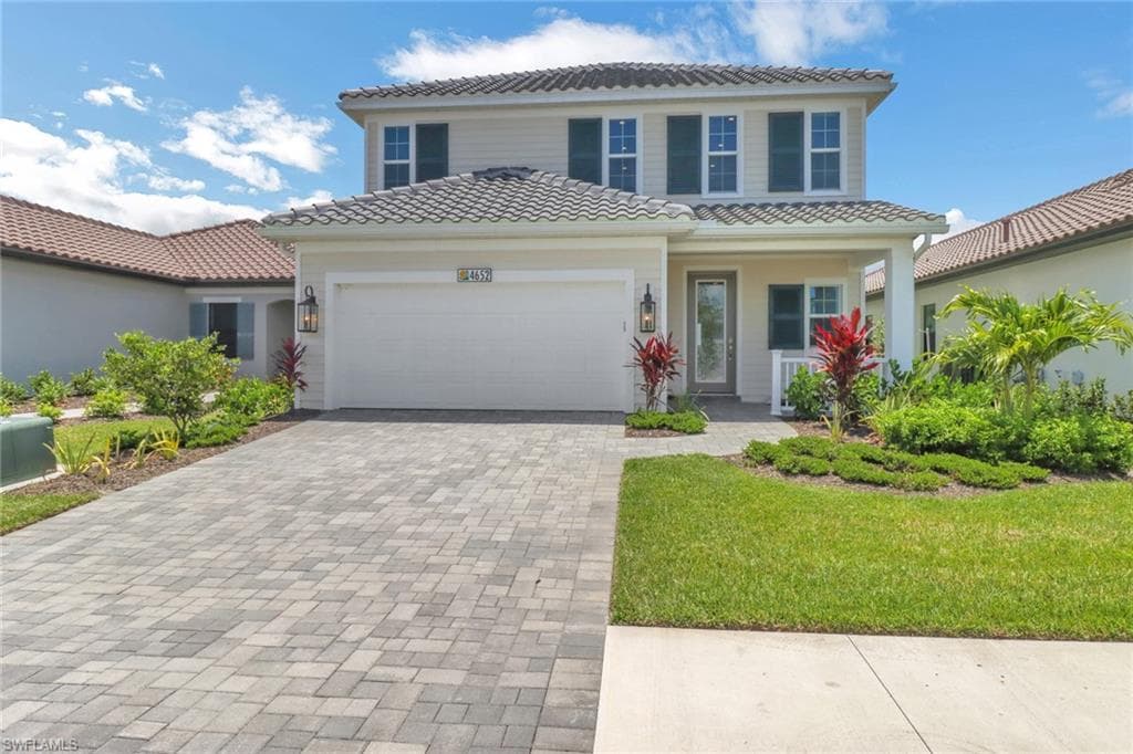 4652 Centaurus CIR NAPLES, FL 34120