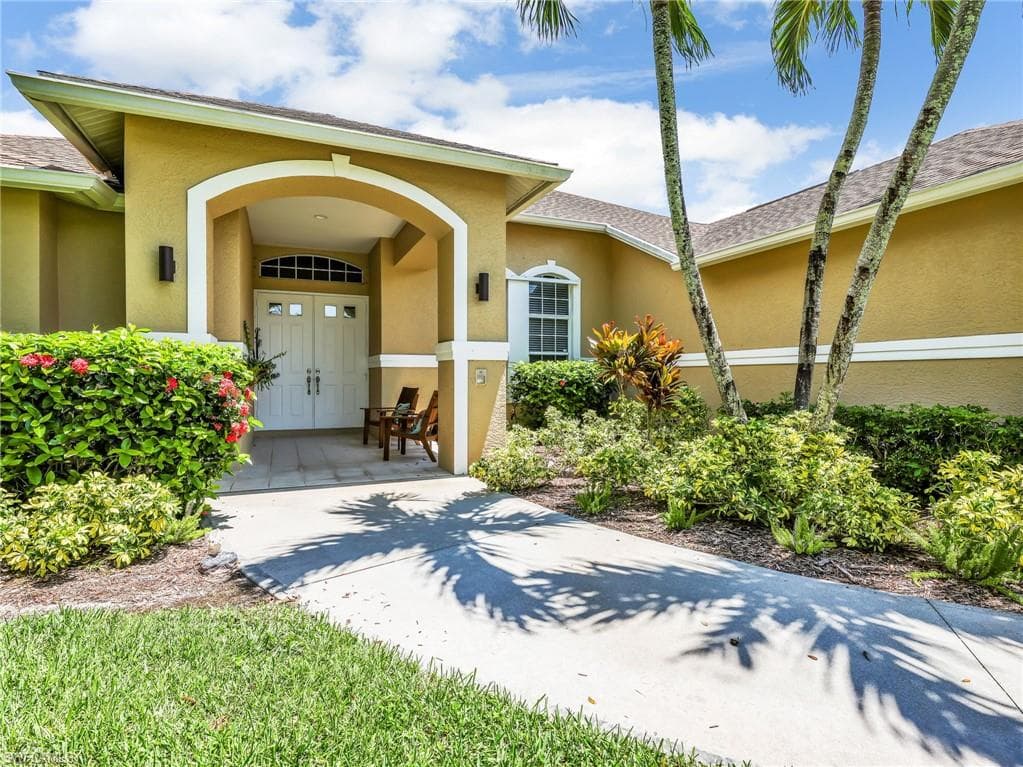 2031 Teagarden LN NAPLES, FL 34110