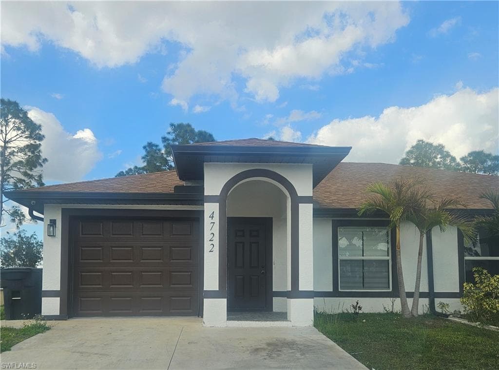 4722 29th ST SW LEHIGH ACRES, FL 33973