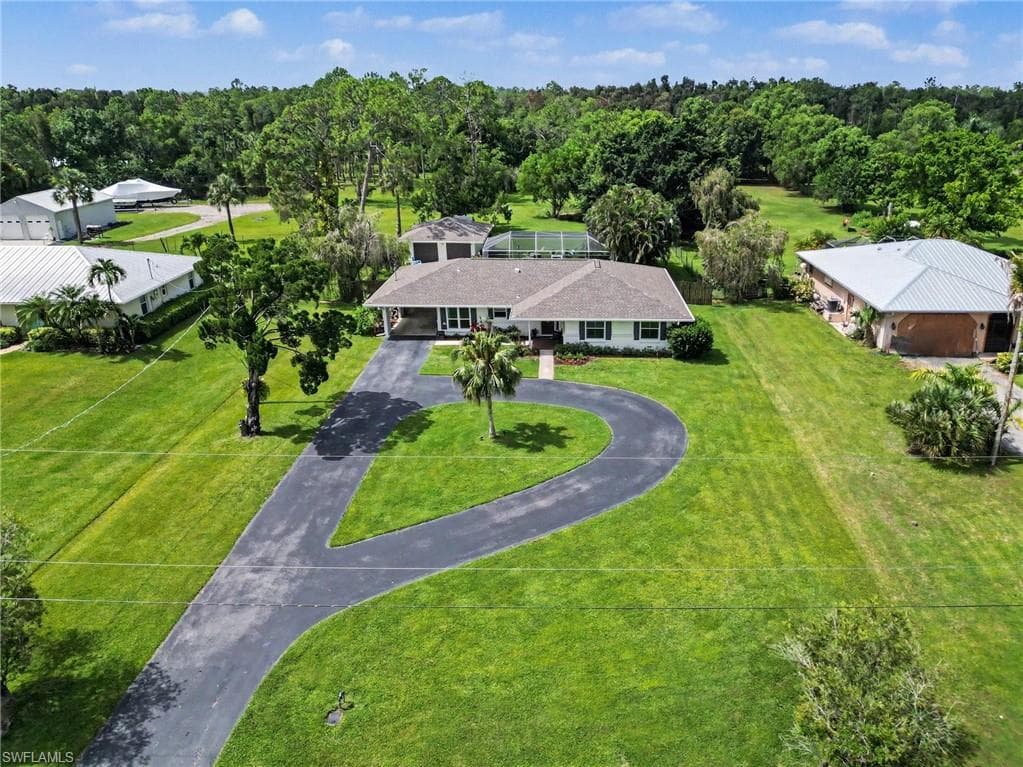 5272 Myrtle LN NAPLES, FL 34113