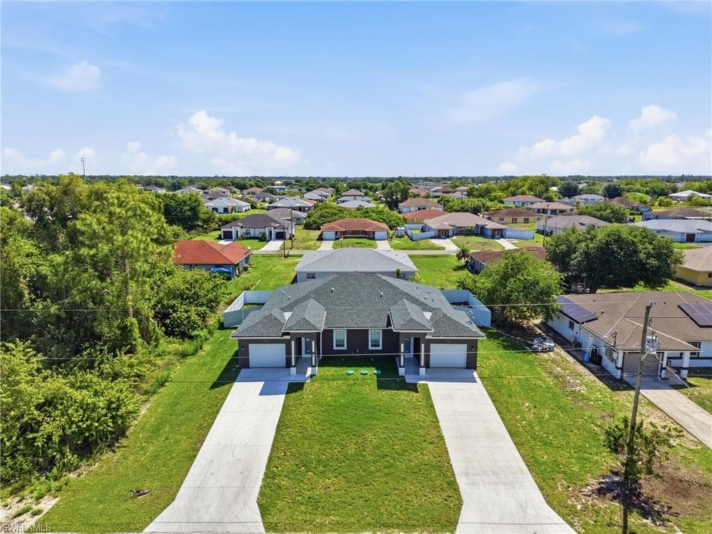723 Ivan AVE S LEHIGH ACRES, FL 33973