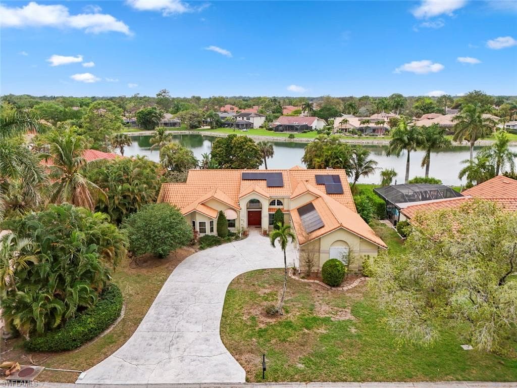 311 Henley DR NAPLES, FL 34104