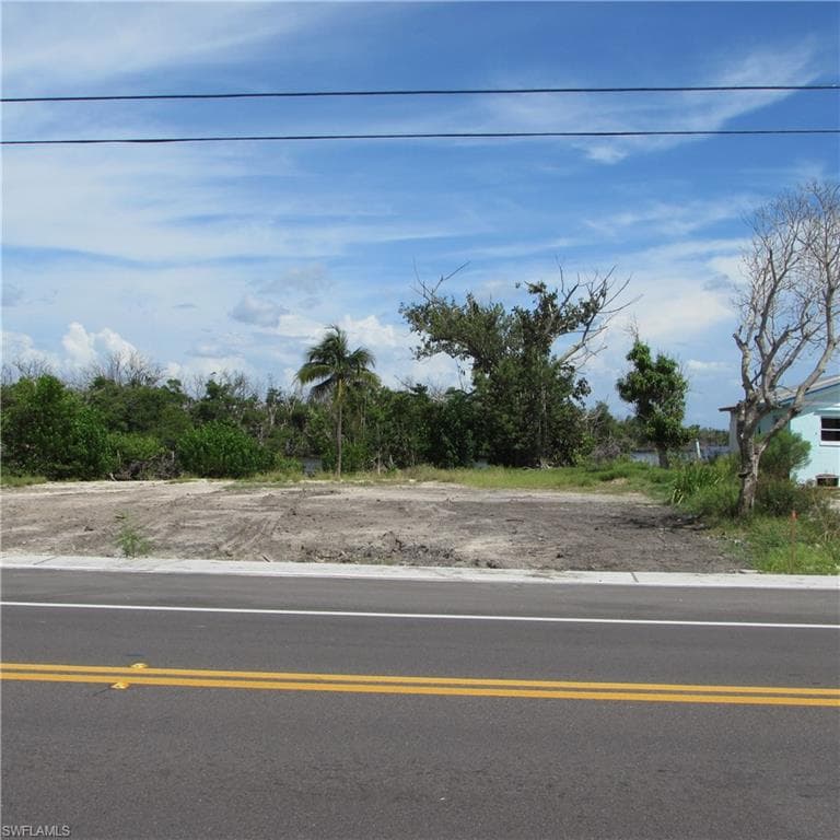4195 Pine Island RD NW MATLACHA, FL 33993