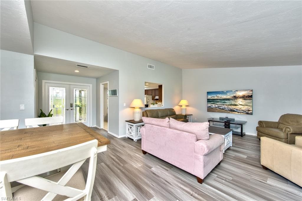 150 Round Key CIR G-15 NAPLES, FL 34112