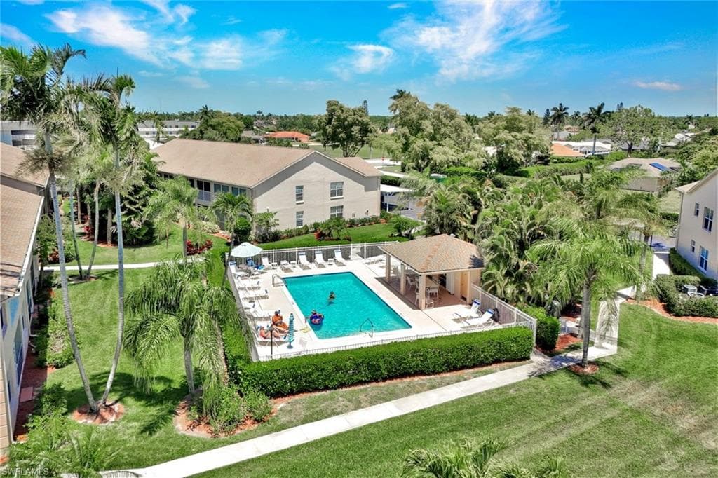 326 Bradstrom CIR 204F NAPLES, FL 34113